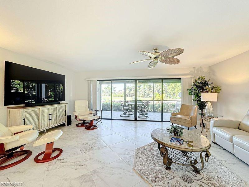 Living area with ceiling fan