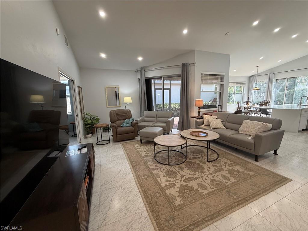 5950 Almaden DR photo 13