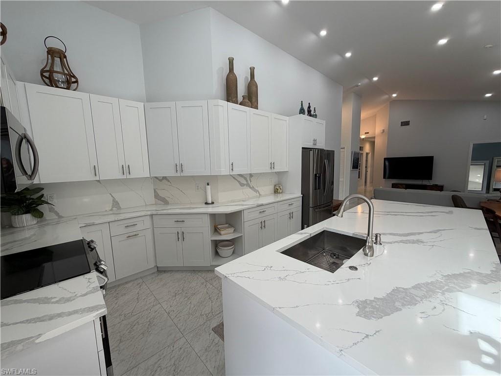 5950 Almaden DR