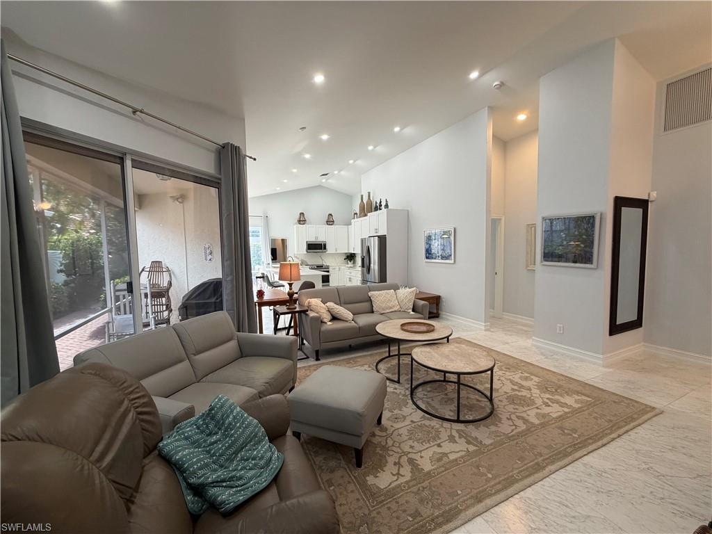 5950 Almaden DR photo 19