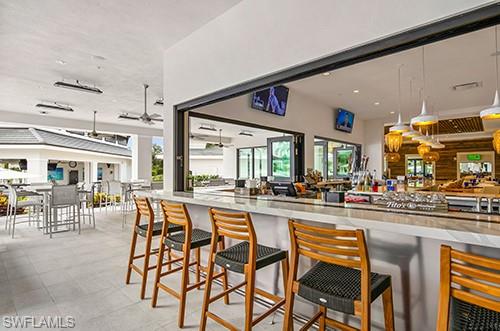 Pool side dining