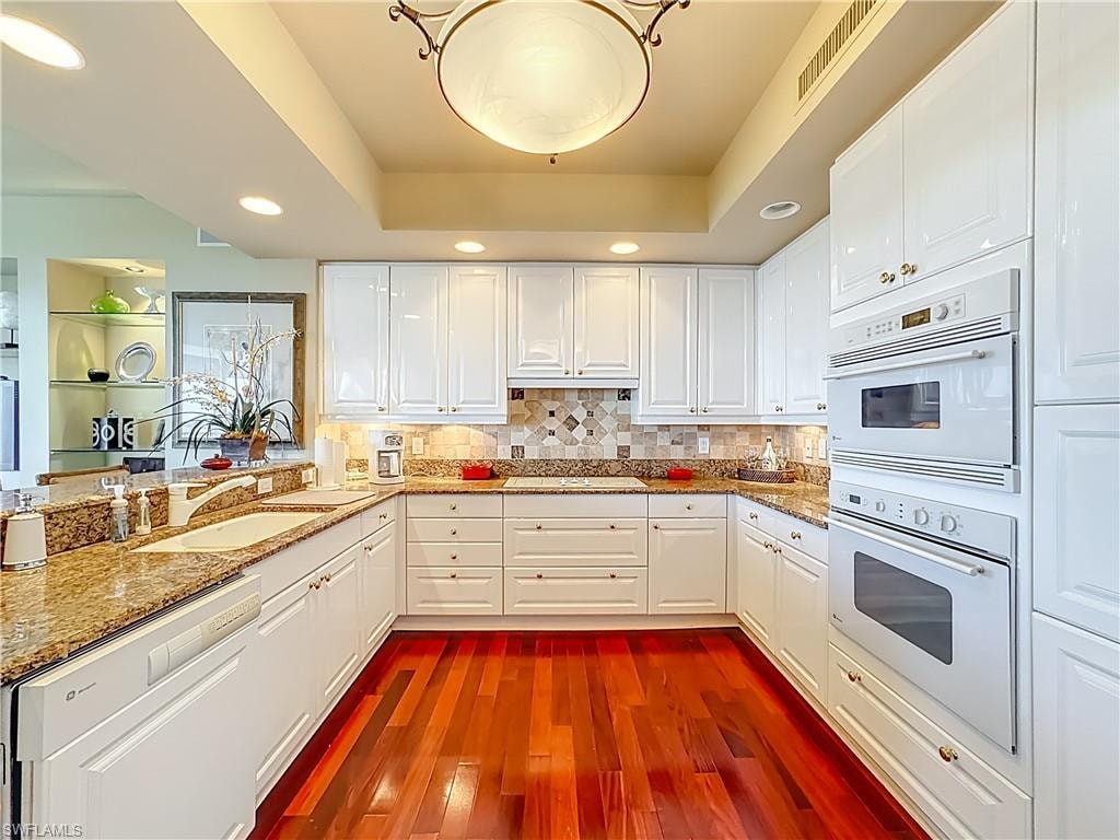 4875 Pelican Colony BLVD 1003 photo 21