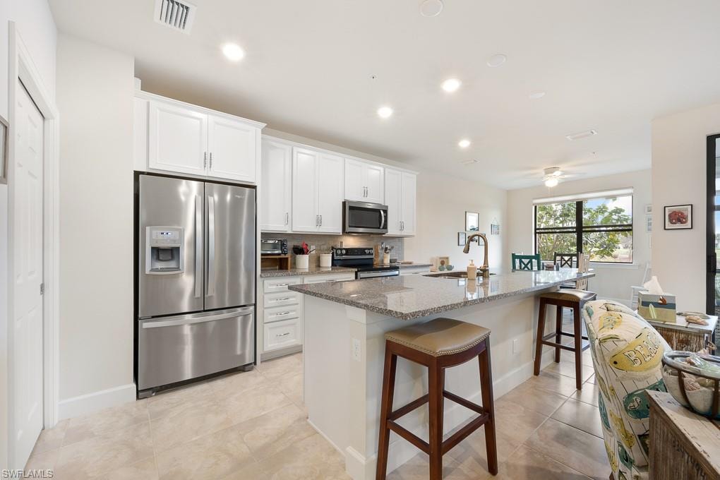 5698 Mayflower WAY 403 photo 9