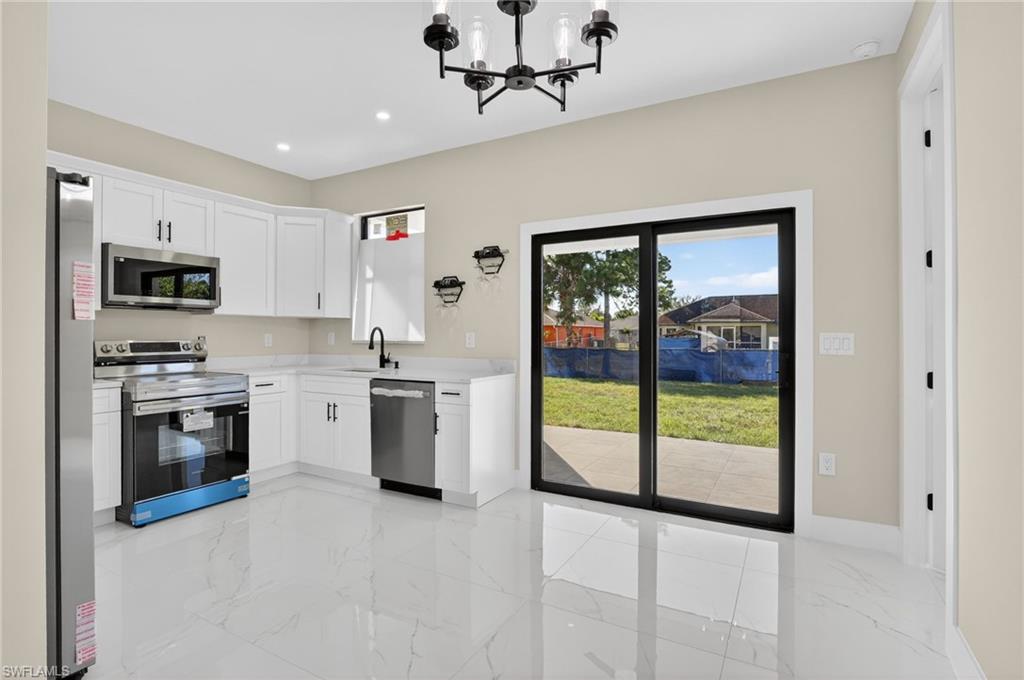 Bright, spacious and sunny kitchen