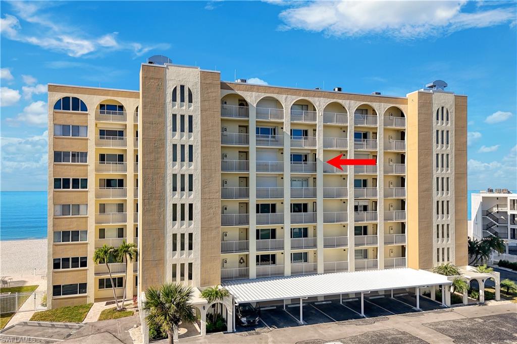 View of apartment building / complex
