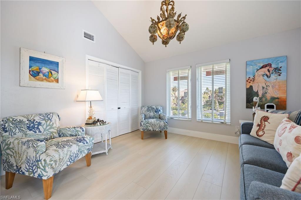 424 Lagoon DR photo 17