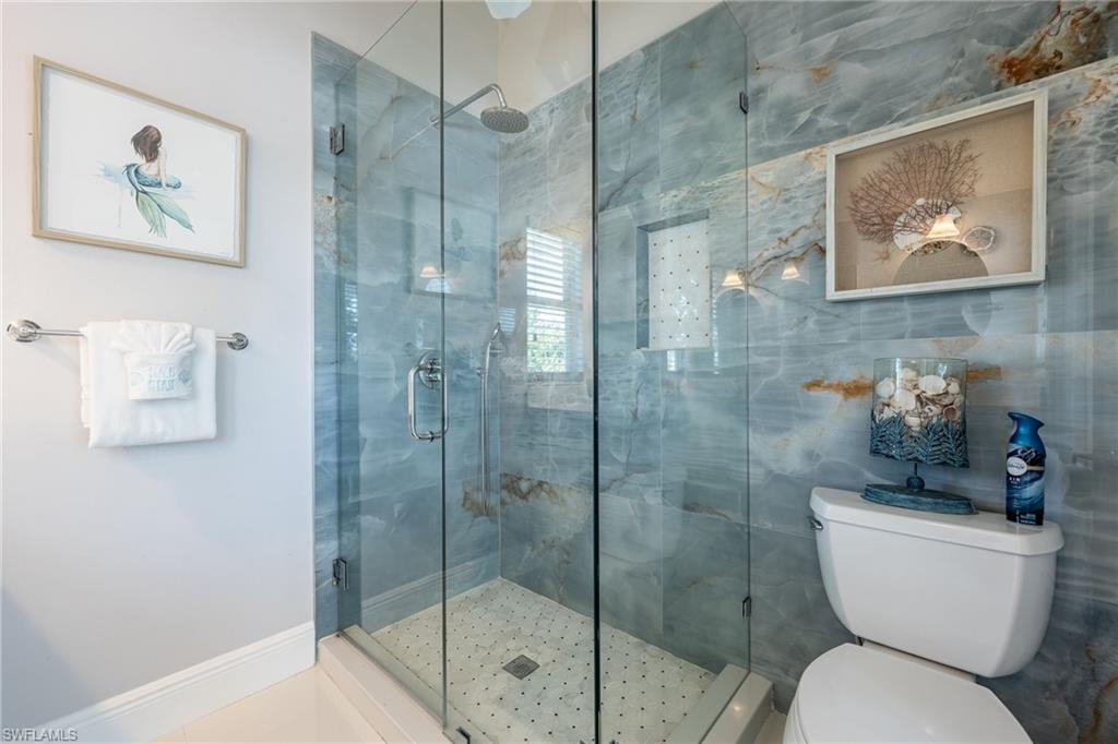 424 Lagoon DR photo 26