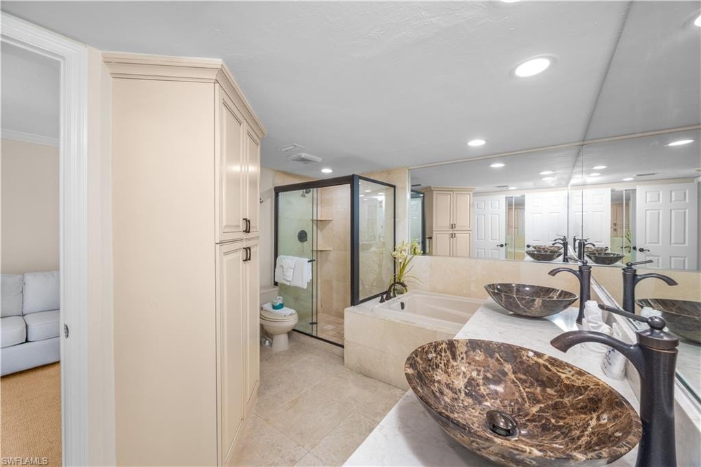 2445 W Gulf DR 44E photo 14