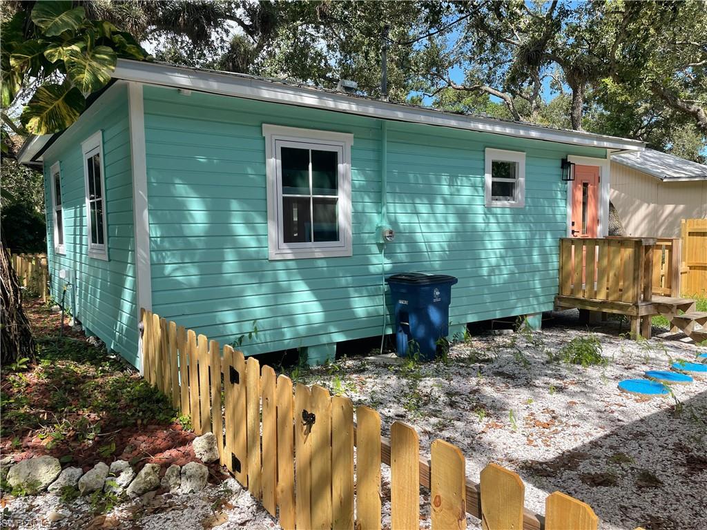 View of side of property