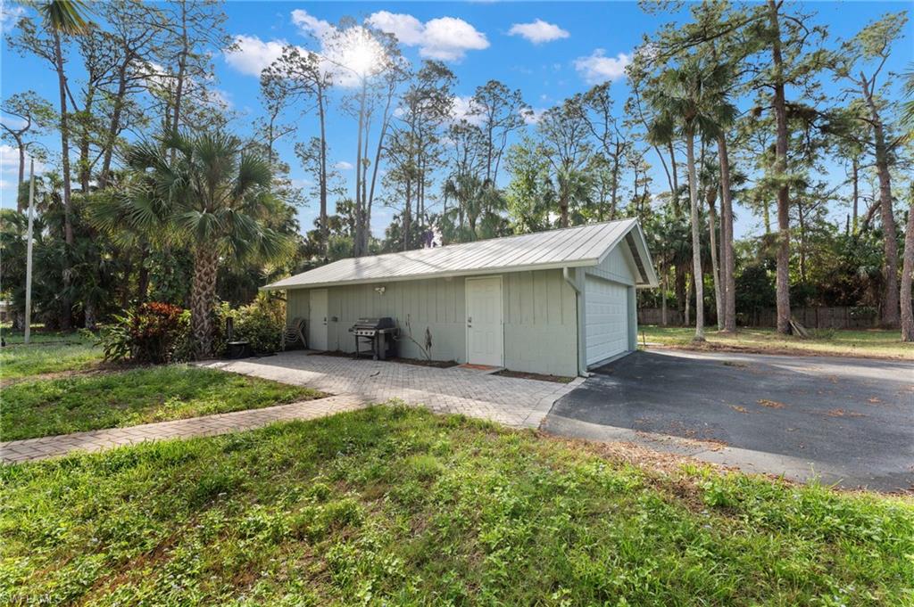 840 Jung BLVD W photo 17