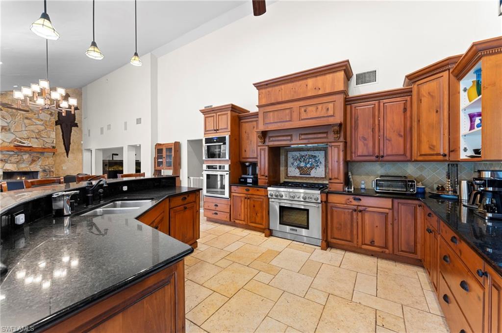 840 Jung BLVD W photo 26