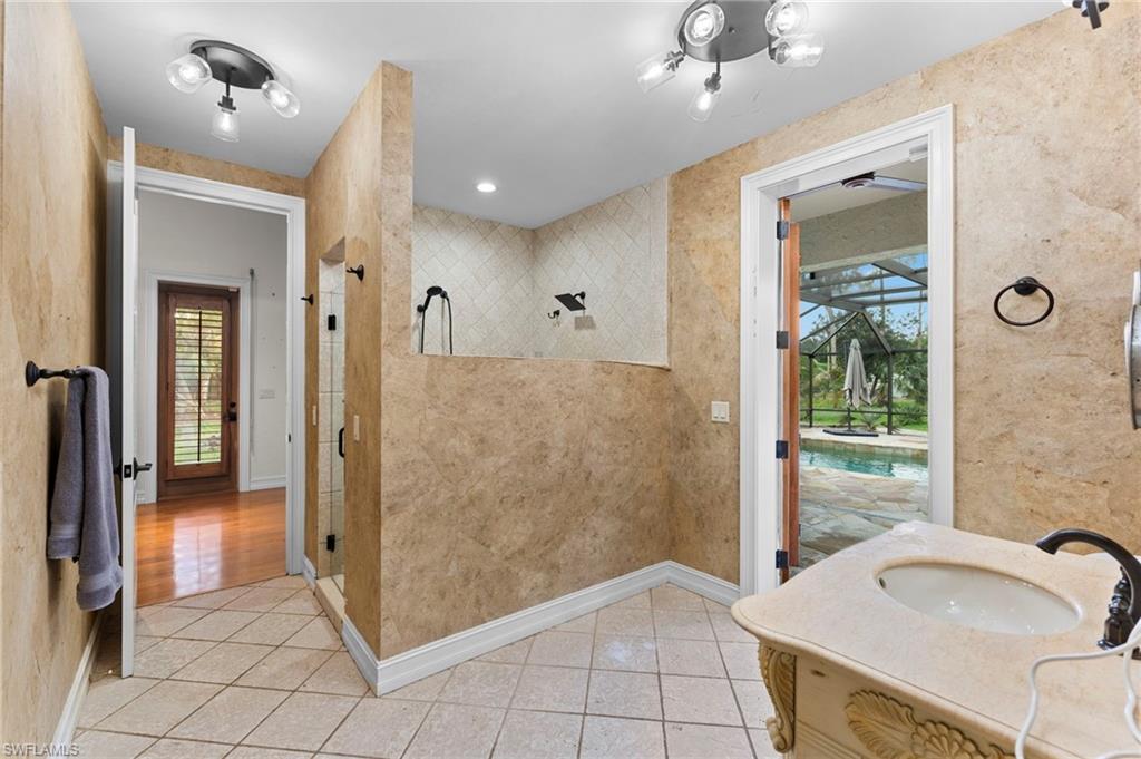 840 Jung BLVD W photo 32