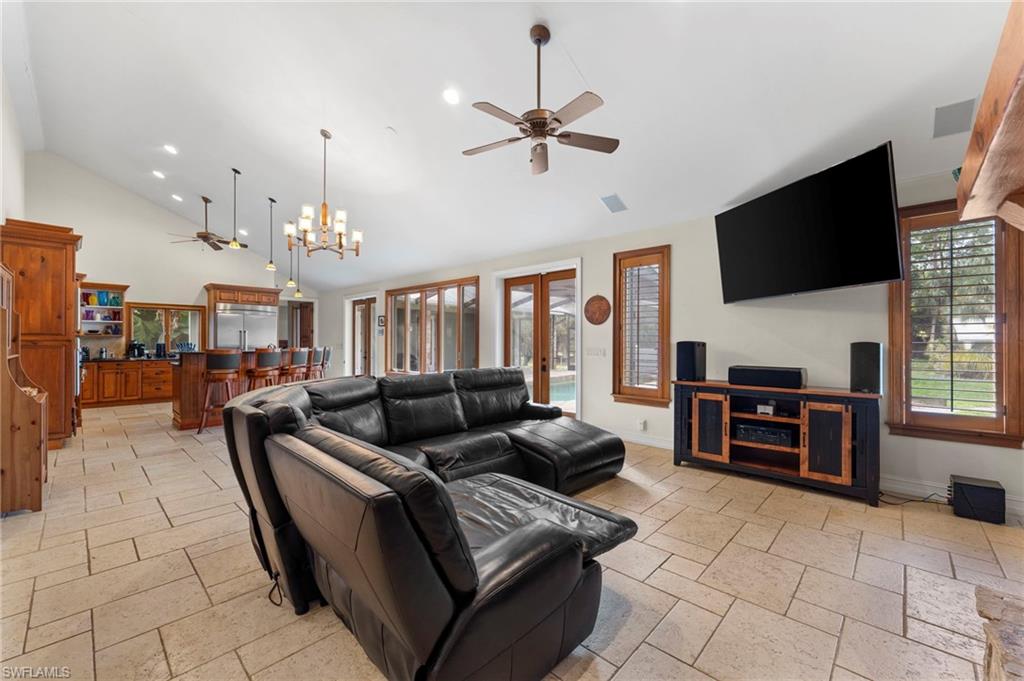 840 Jung BLVD W photo 20