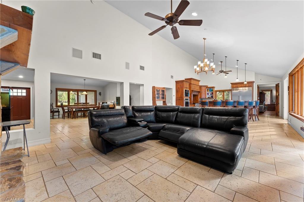 840 Jung BLVD W photo 21