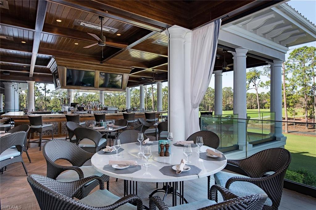 Clubhouse dining