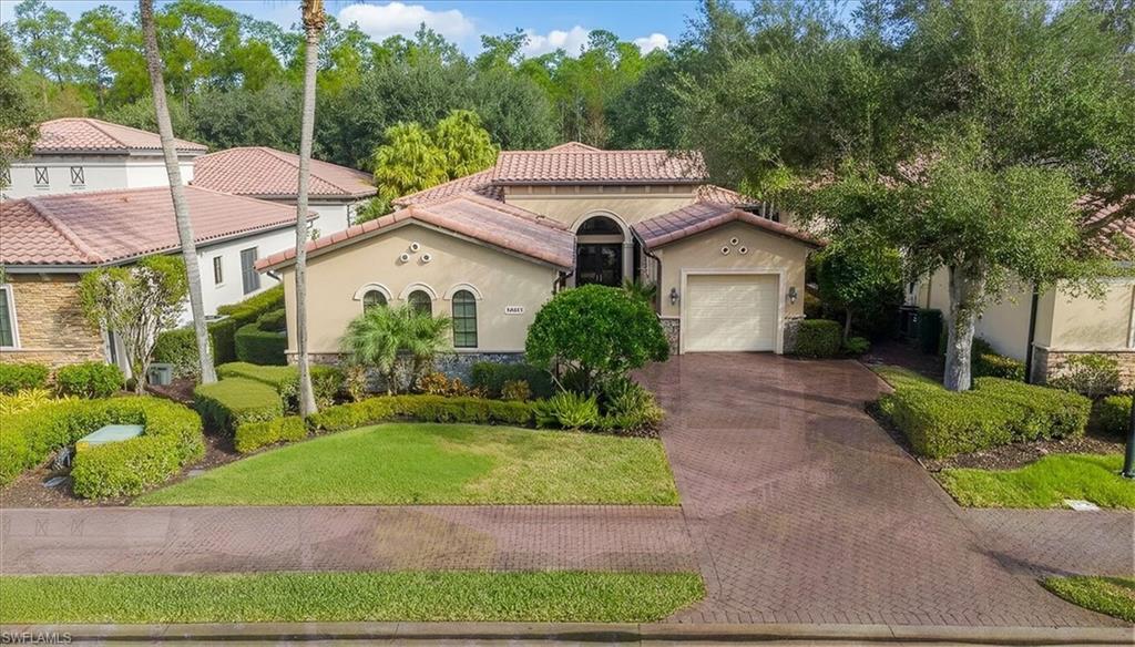 Single family villa
