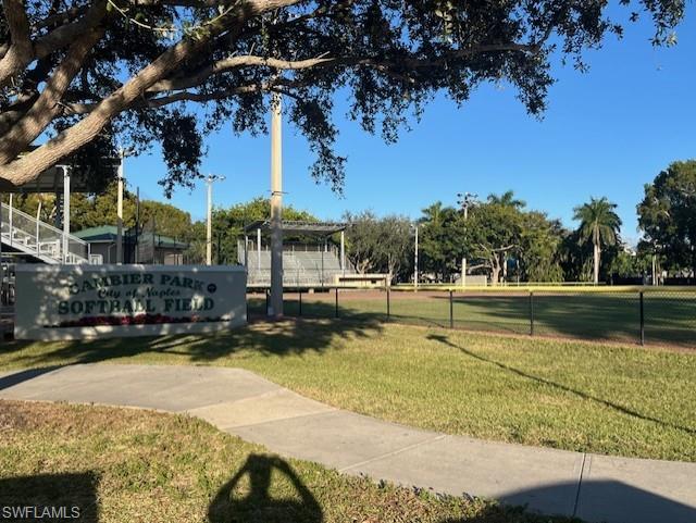 670 Park ST photo 11