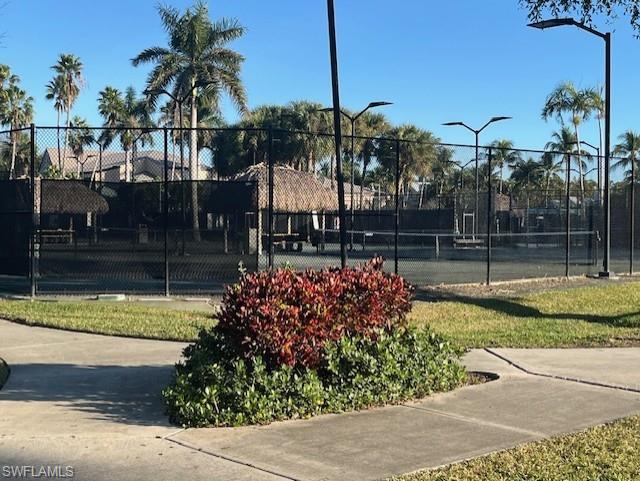 680 Park ST photo 12