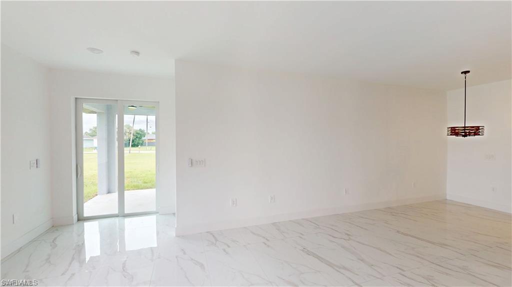 2045 Carver AVE photo 21