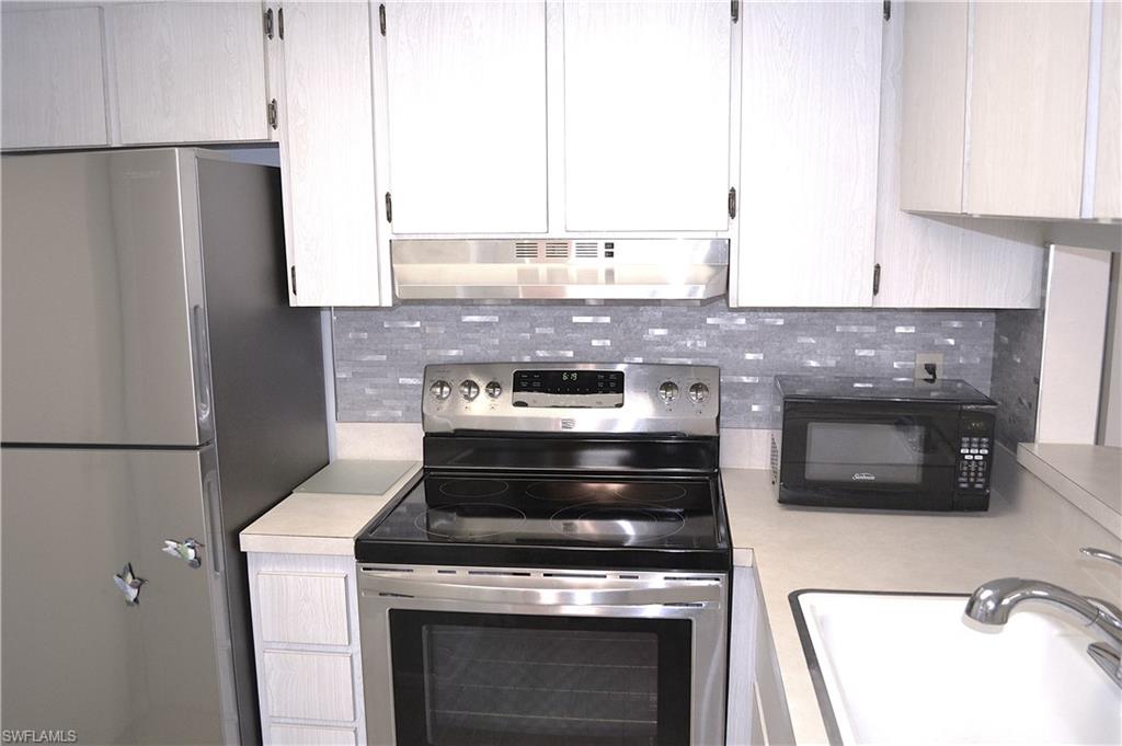 5839 Vancouver CIR 2 photo 6
