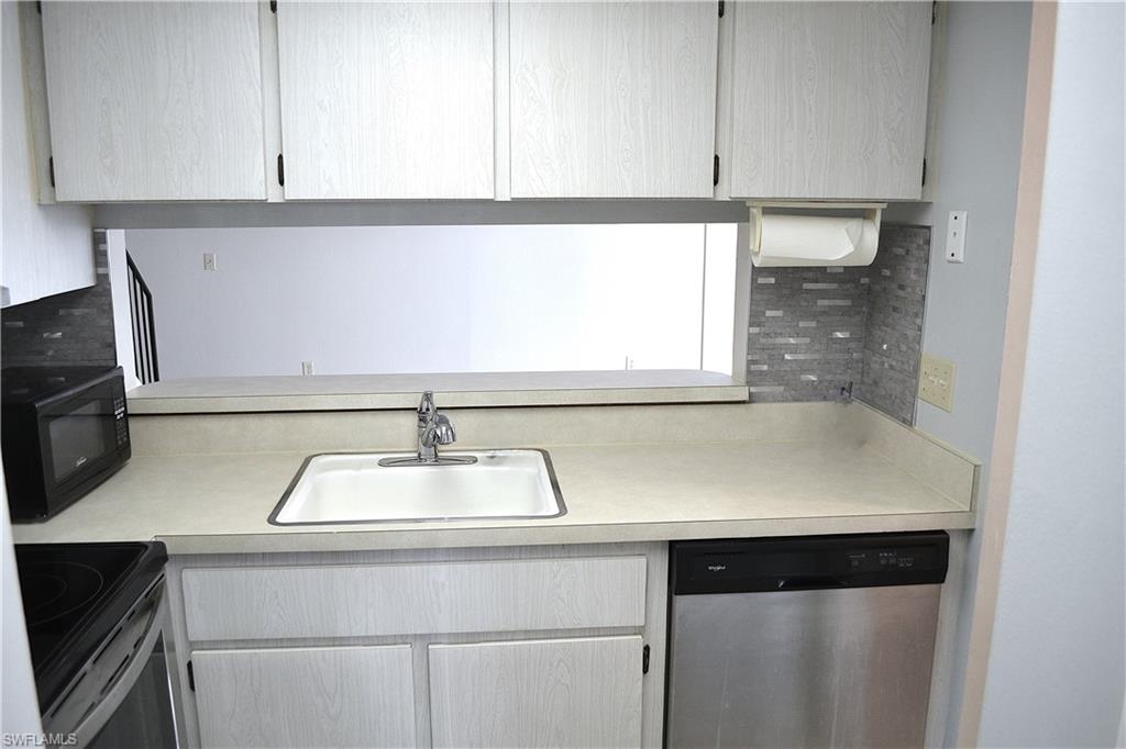 5839 Vancouver CIR 2 photo 8