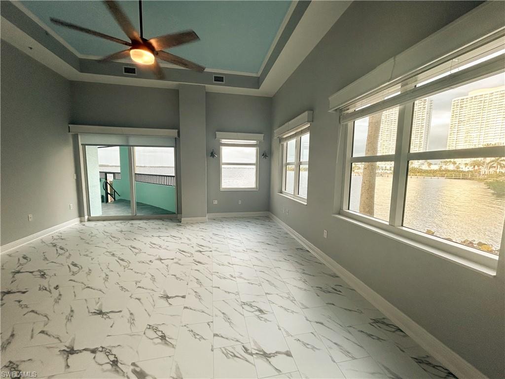 Living room (vacant)