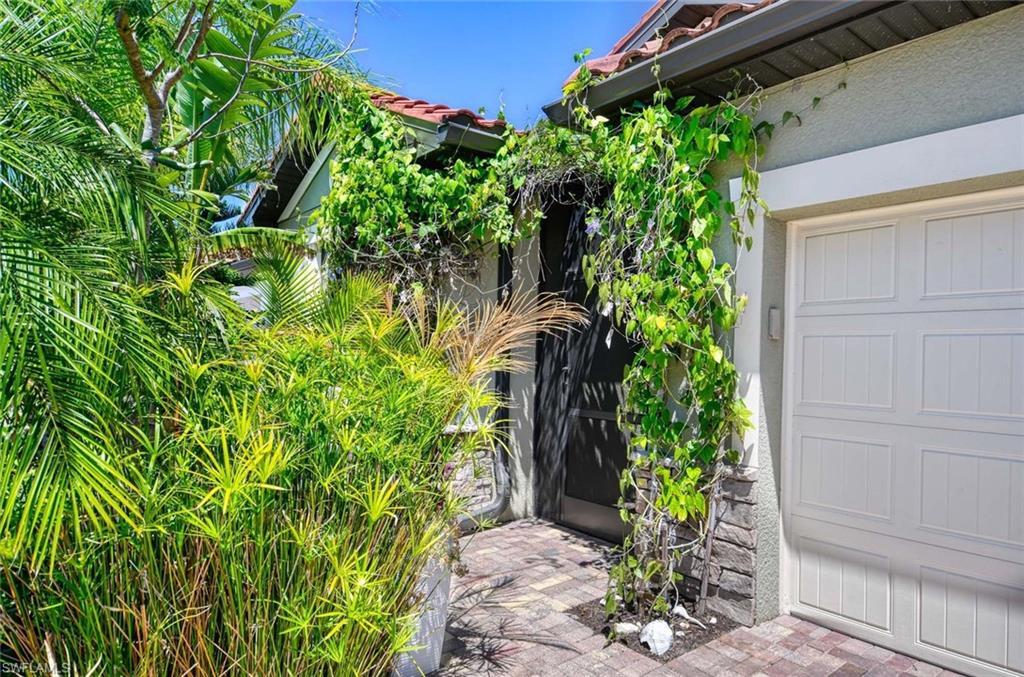1608 Vizcaya LN