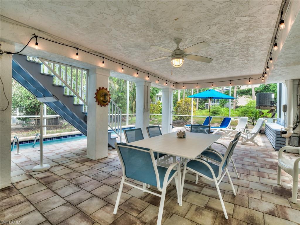 Covered poolside dining