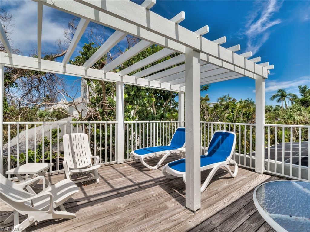 Sun deck off the 2nd floor hallway and primary bedroom