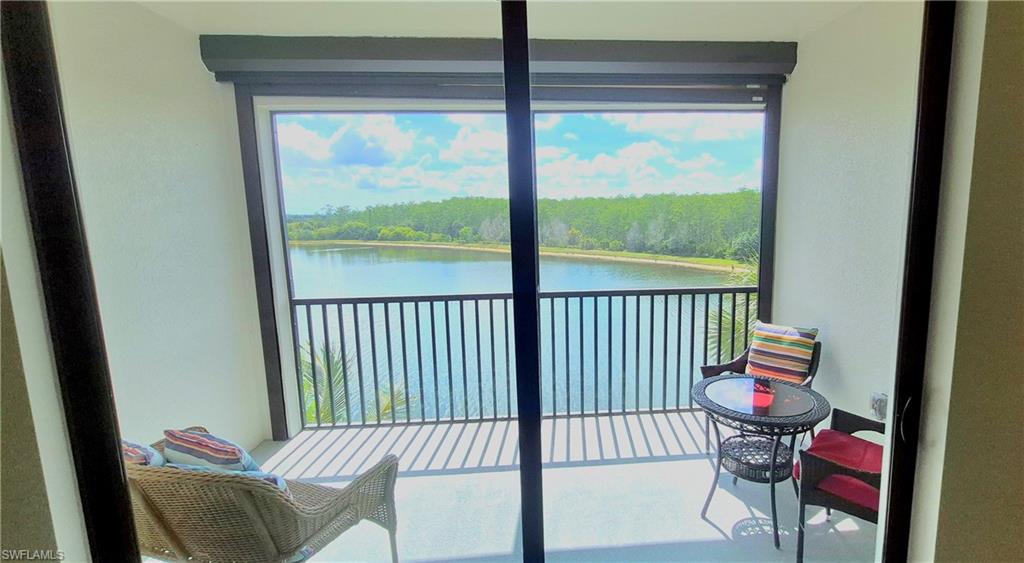 9566 Trevi CT 4943 photo 6
