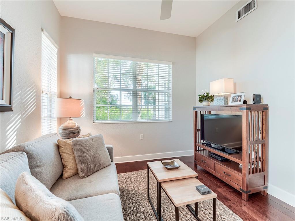 23761 Merano CT 101 photo 29