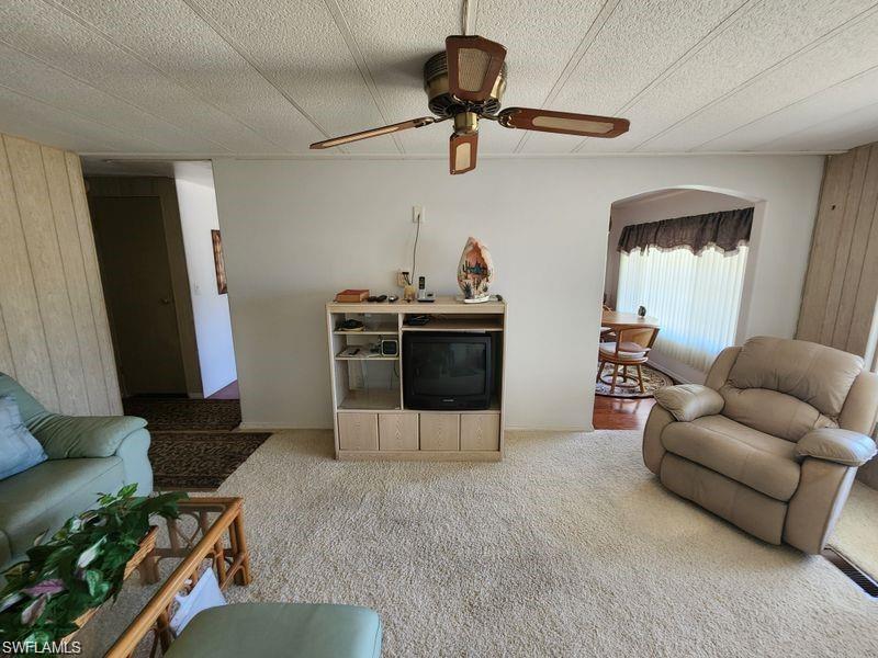 26256 Duchess LN photo 14