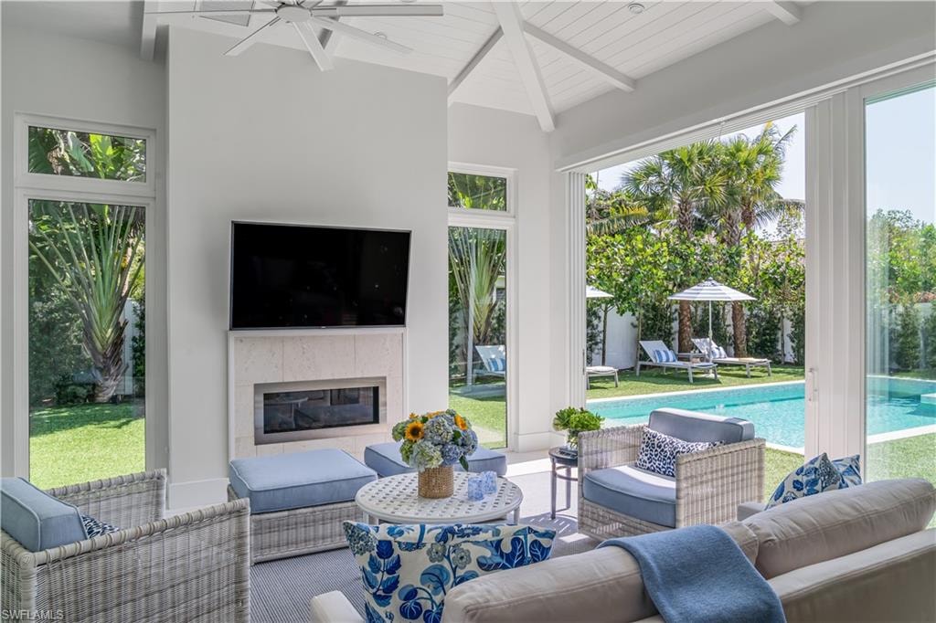 Sunroom with plenty of natural light
