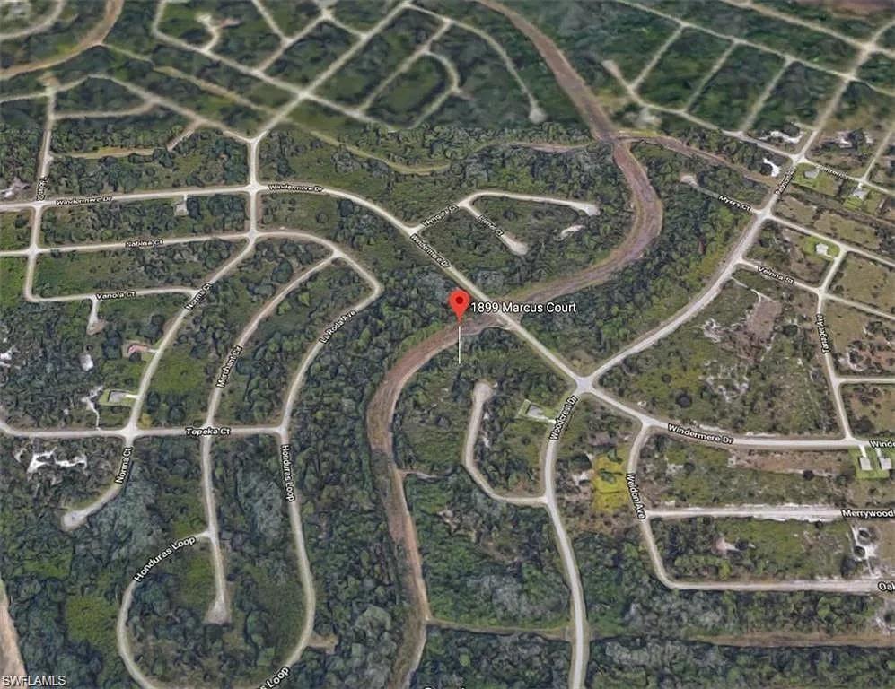 Aerial map of property and surrounding area
