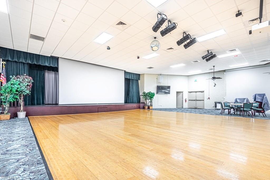 Auditorium that host dinners and dances along with entertainment, Bingo Trivia