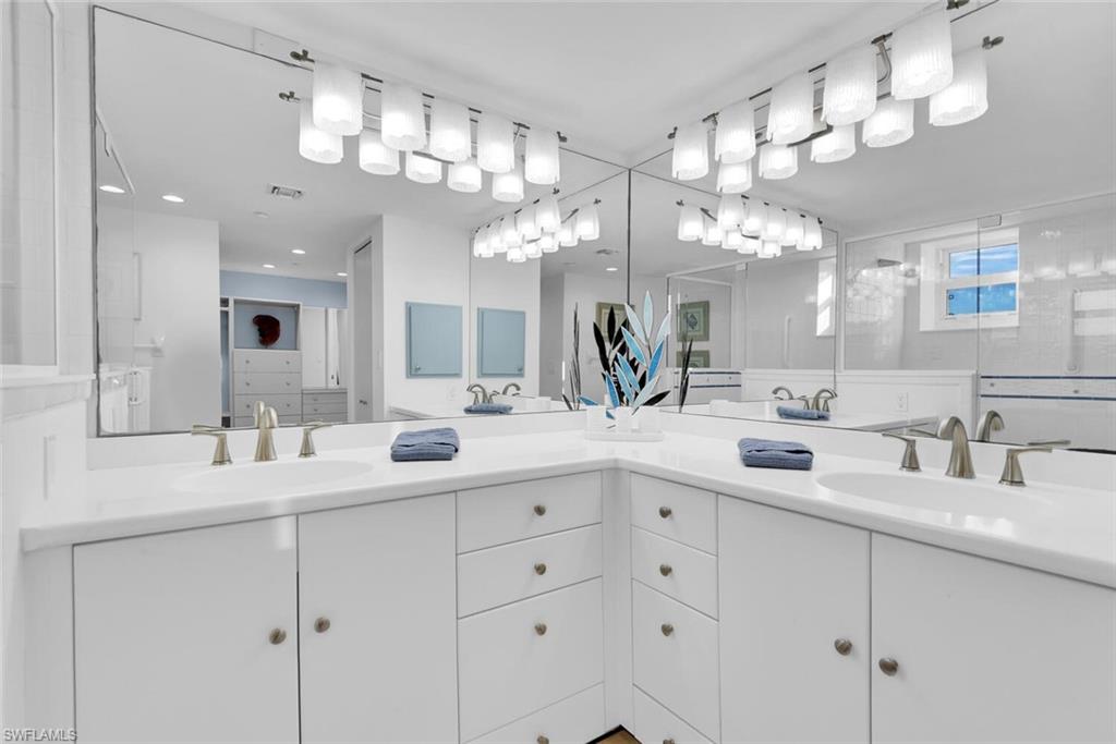 6101 Pelican Bay BLVD 1805 photo 22