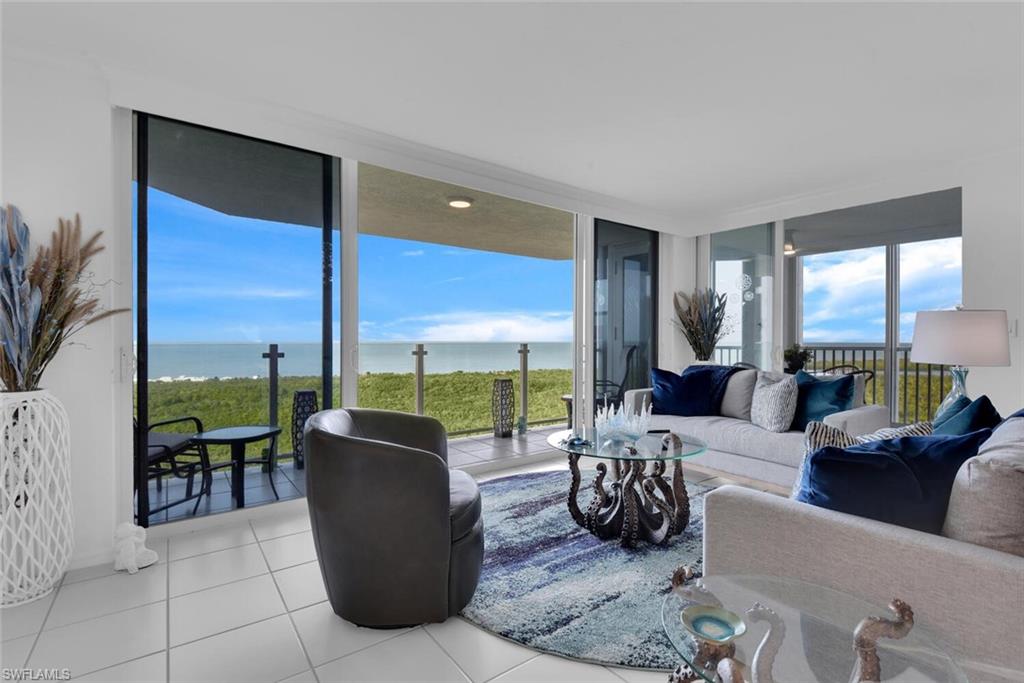 6101 Pelican Bay BLVD 1805