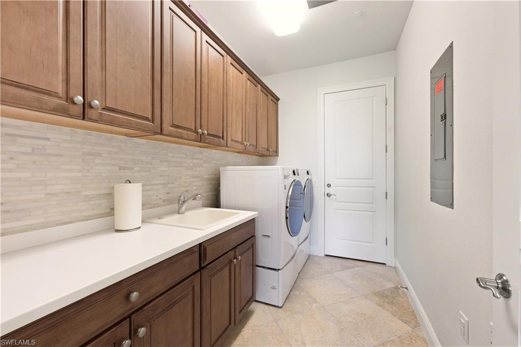 2555 Marquesa Royale LN 1-302 photo 40