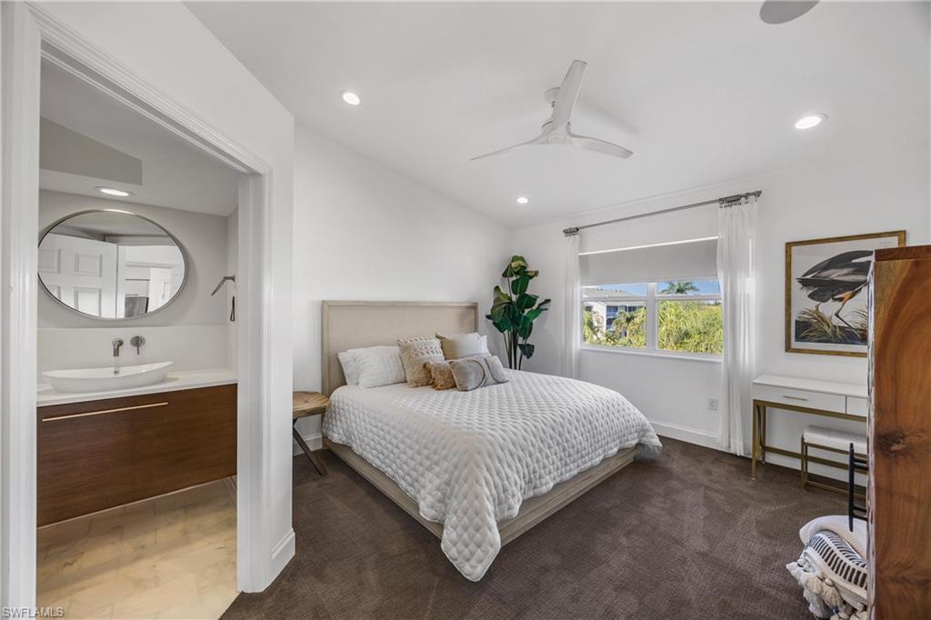 28871 Bermuda Lago CT 304 photo 18