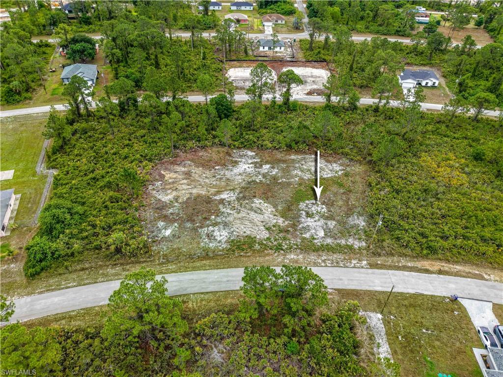 Aerial view of property and surrounding area