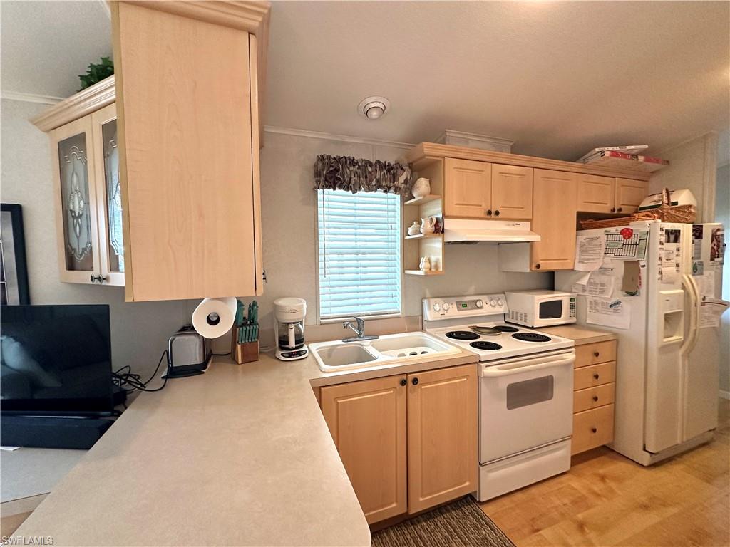 20180 Ponce De Leon DR photo 12