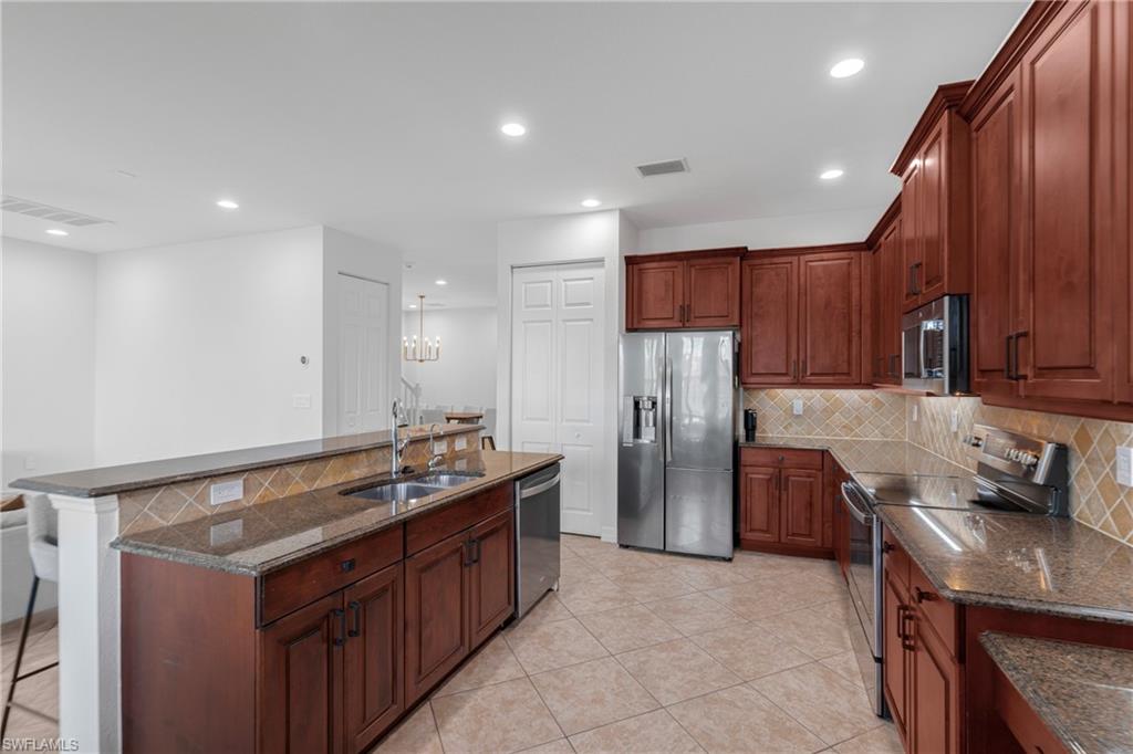 10487 Winged Elm LN photo 6