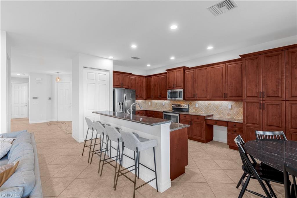 10487 Winged Elm LN photo 8