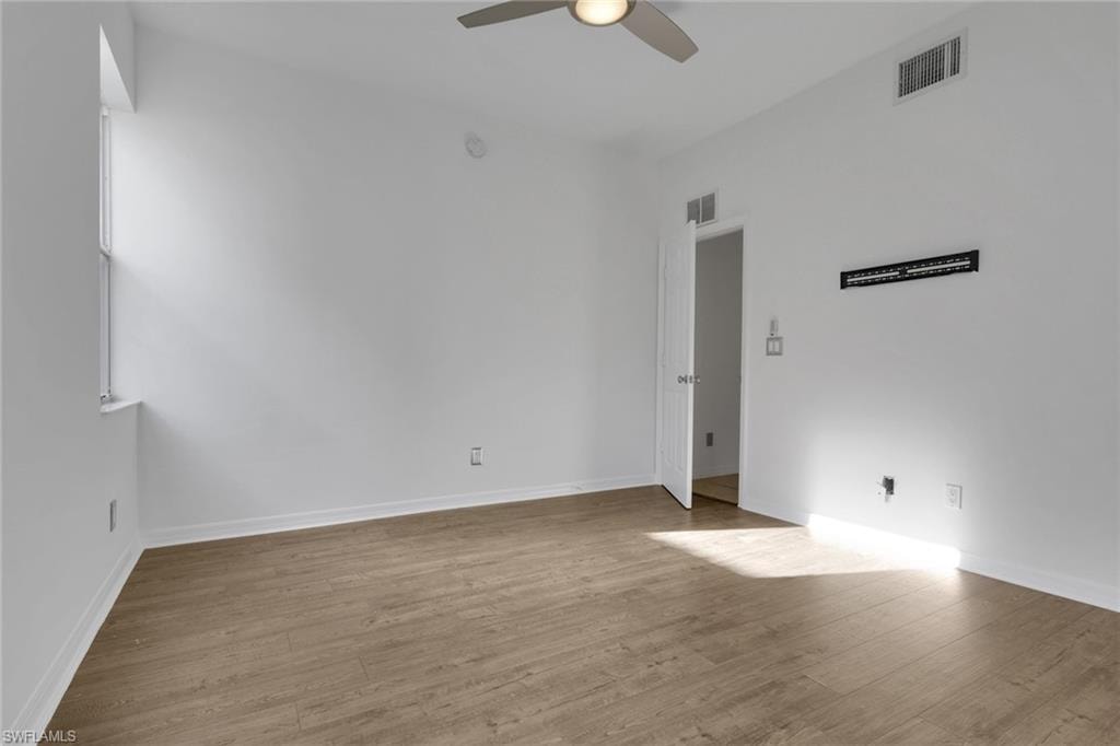11837 Bayport LN 703 photo 24