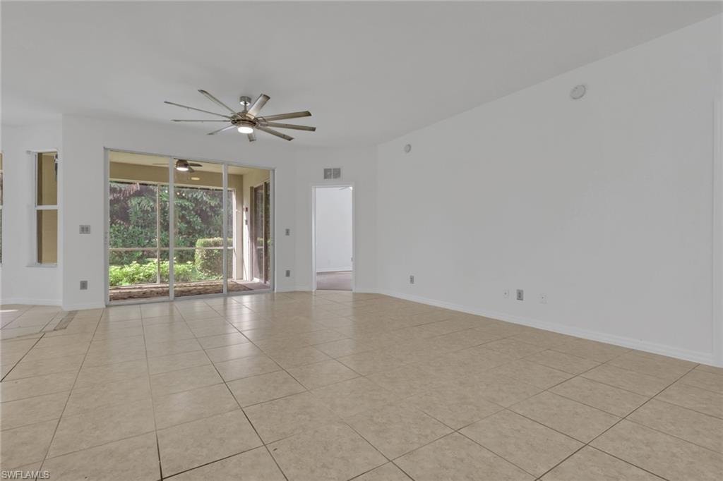 11837 Bayport LN 703 photo 8