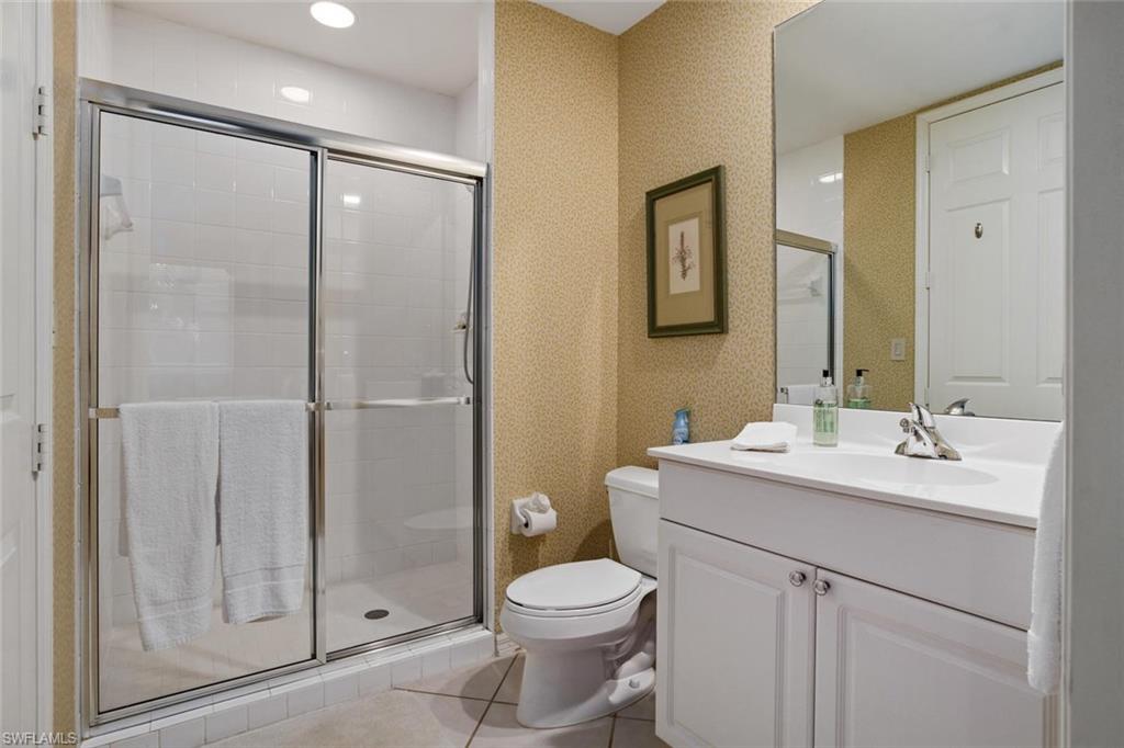 400 FLAGSHIP DR 306 photo 14