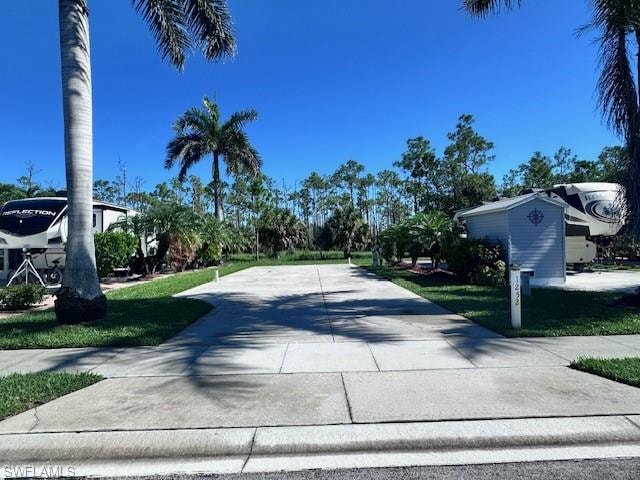 1252 Diamond Lake CIR