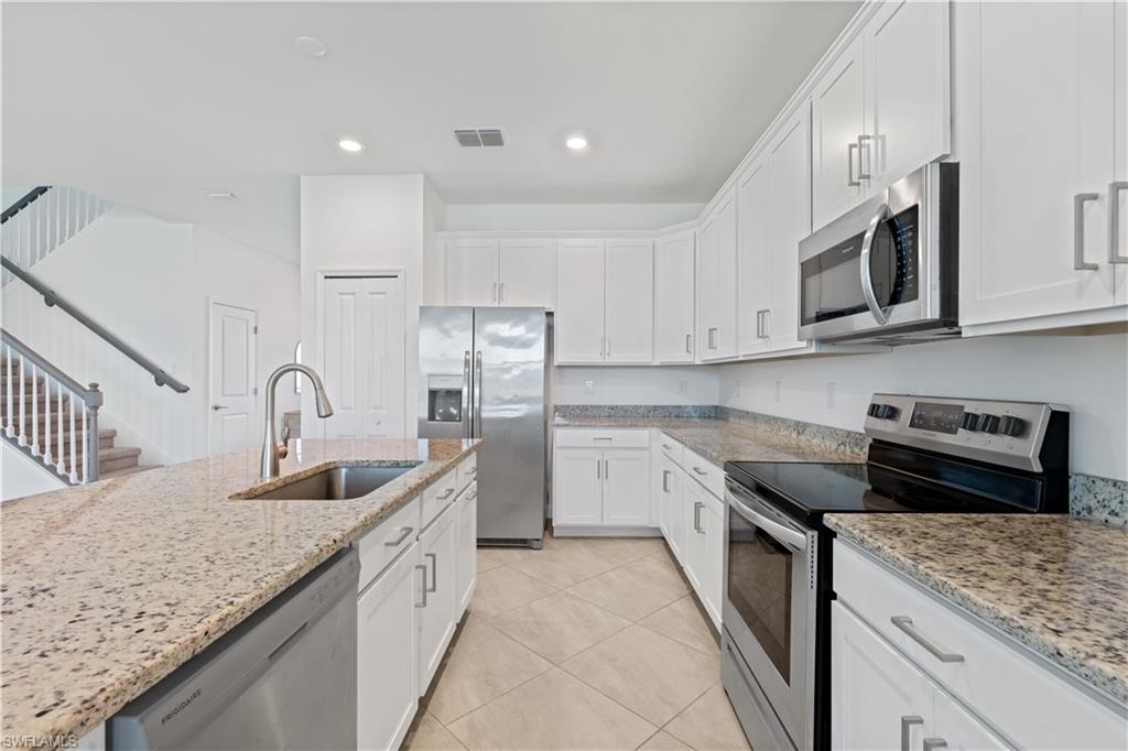 13805 Pine Lodge LN S photo 14