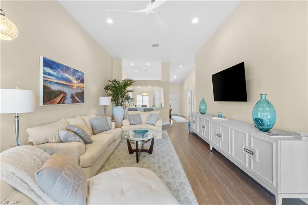 2215 Chesterbrook CT 203