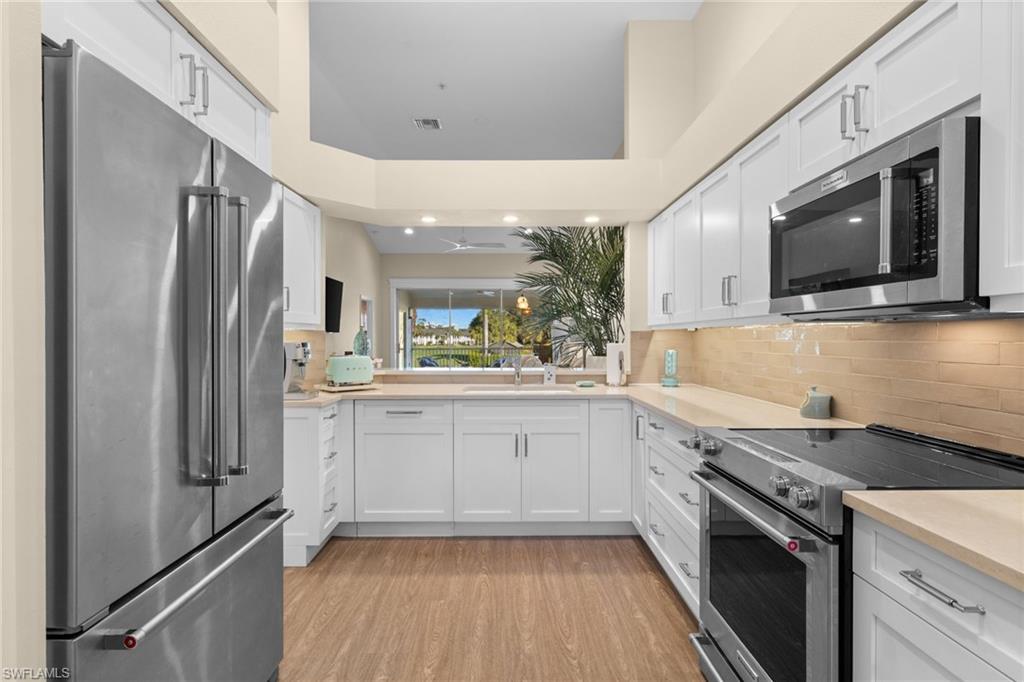 2215 Chesterbrook CT 203 photo 8